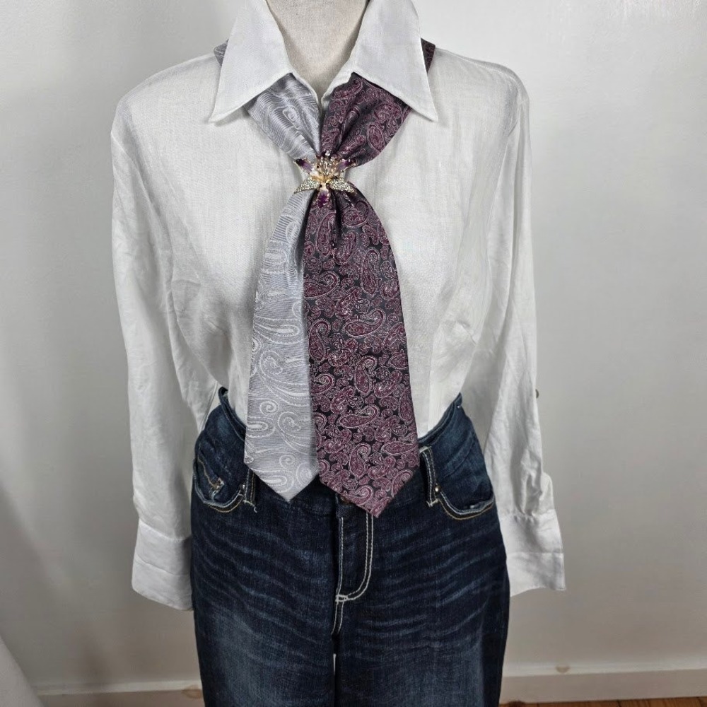 Upcycle Femtie/ Scarf Women OS Aust. Handset Glass Orchid Brooch Paisley